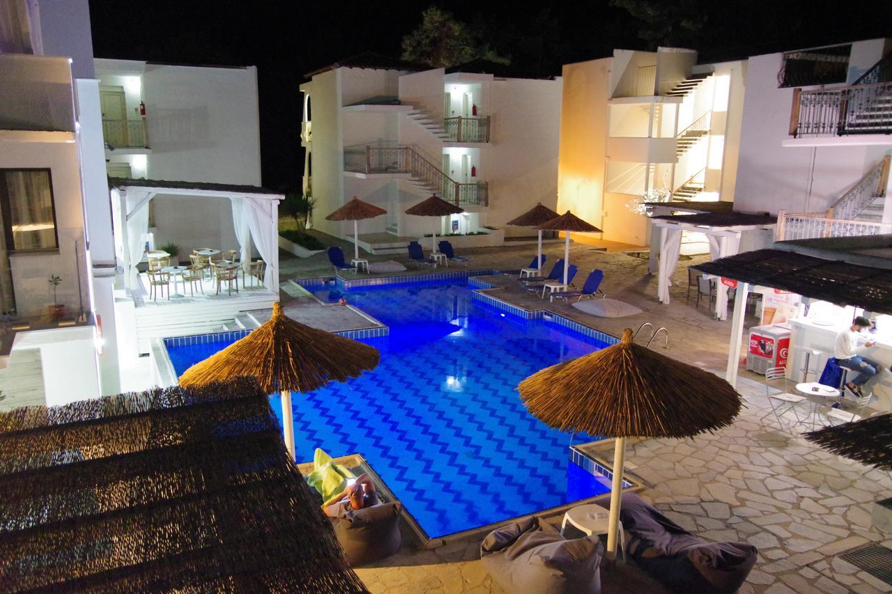 Esperides Hotel Glykadi Екстериор снимка