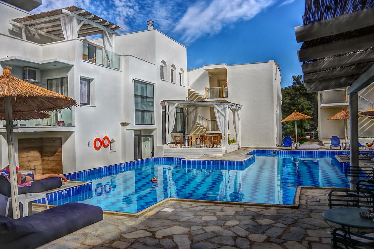 Esperides Hotel Glykadi Екстериор снимка